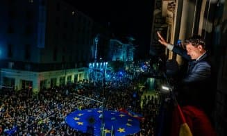 Nicușor Dan devine președintele României după ce l-a învins pe George Simion cu peste 800.000 de voturi în turul 2 al alegerilor!