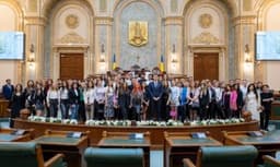  100 de studenți UBB Cluj, generația informată și hotărâtă, găzduiți de Mircea Abrudean pentru o societate echilibrată