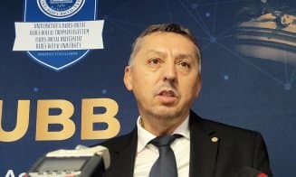  Analfabetismul funcțional și credințele bizare amenință stabilitatea societății românești!