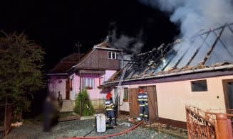  Acoperiș distrus, zeci de pui de găină pierduți și două crize de panică