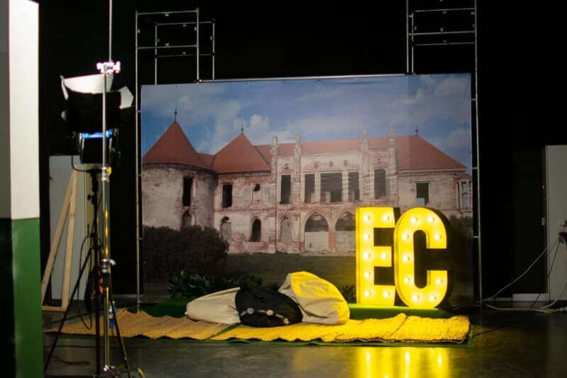 Ridică-ți Brățara de Festival la Iulius Mall Cluj și Explorează Electric Offers de la Brandurile Tale Preferate!
