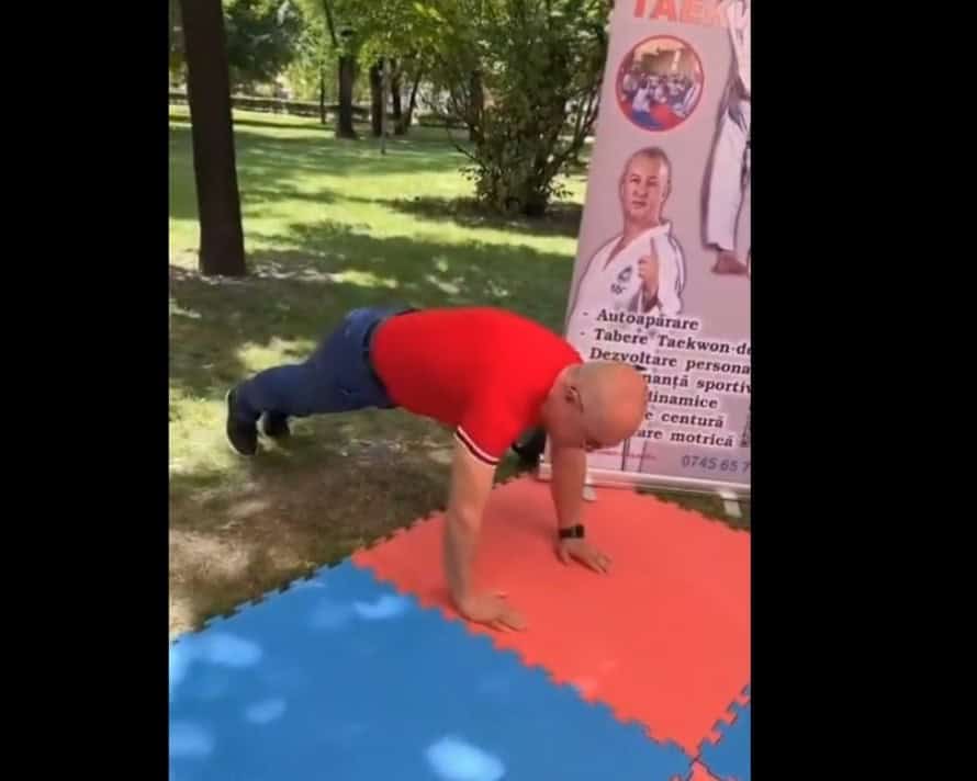 Primarul Emil Boc, provocare sportivă la Sports Festival – flotări, cros și arte marțiale în Parcul Central, Cluj-Napoca