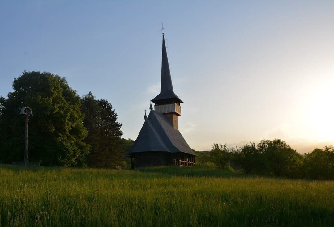  Natură și muzică la Parcul Etnografic Romulus Vuia din Cluj, o seară de neuitat!