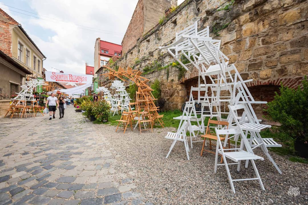 Descoperă Competiția Europeană de Design Mobilier Urban pentru Studenți, Debut în Cluj-Napoca cu Premii Atrăgătoare!
