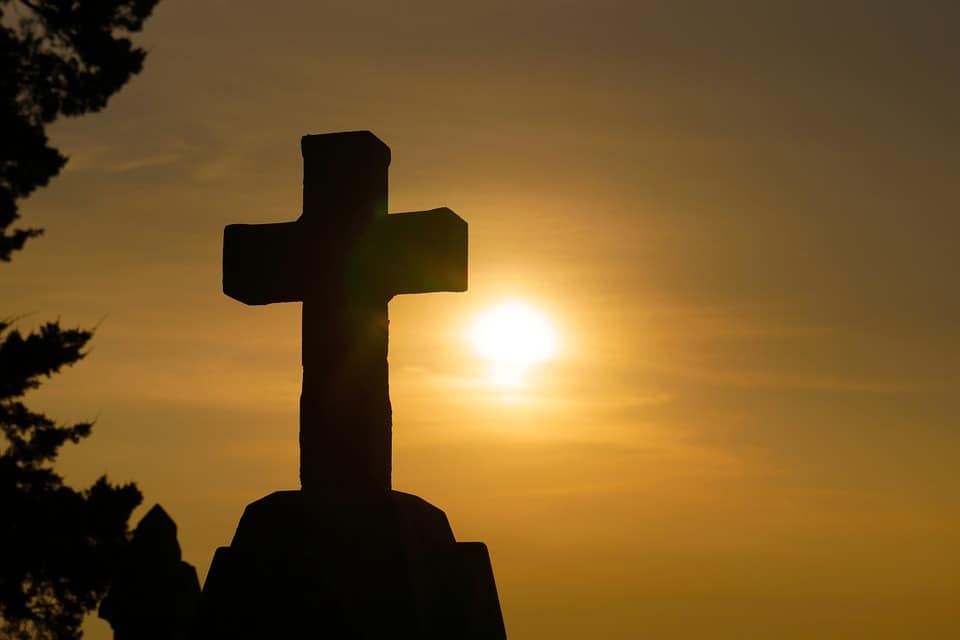  Tradiții, Superstiții și Legenda Blajinilor în Cultura Ortodoxă