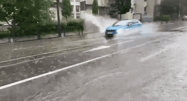  Atenționare Meteo cu Descărcări Electrice și Grindină, Valabilă Până pe 26 Mai!