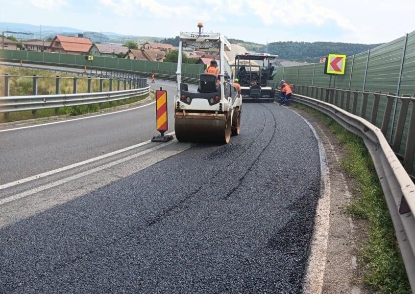  A început așternerea asfaltului între Nădășelu și Zimbor, anunță CNAIR, marcat de progress semnificativ în construcția A3