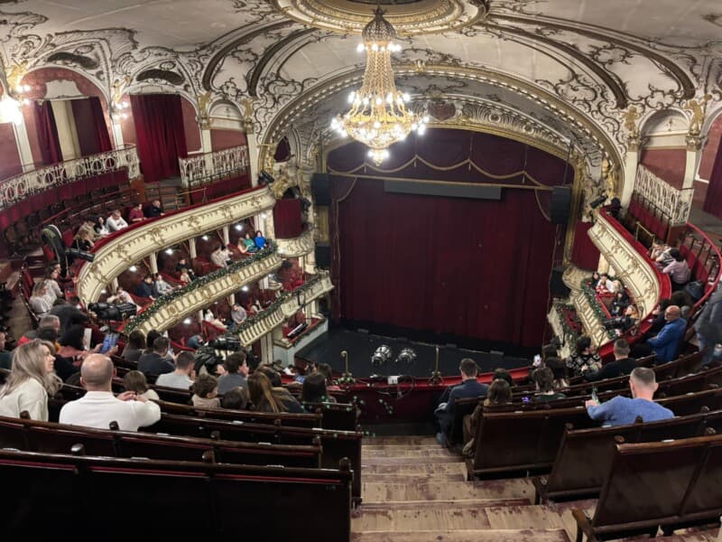 Cine Ar Trebui Să Conducă Instituțiile Culturale Clujene? Disputa Aprinsă a Ordonanței de Urgență Îngrijorează Comunitatea!